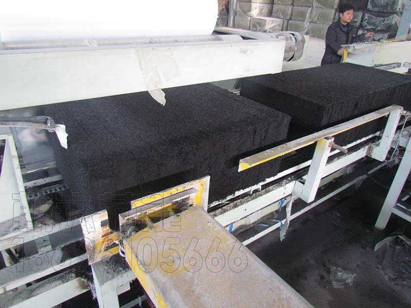 石墨改性水泥基保溫板